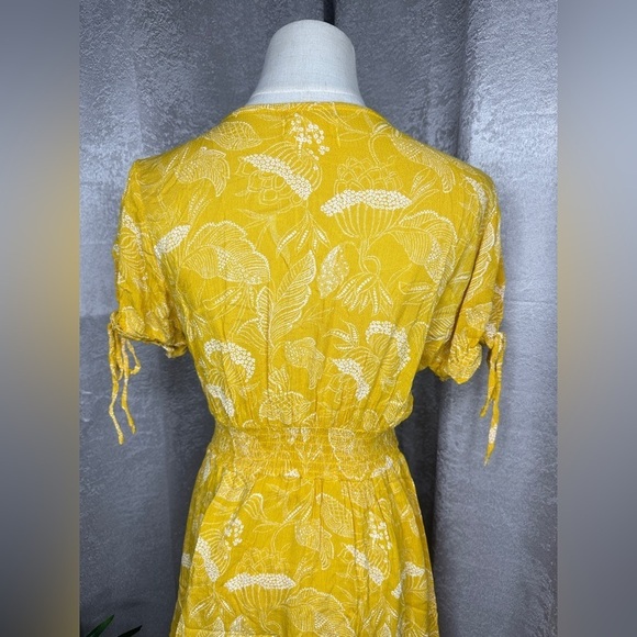Urban Outfitters Floral Print V-Neck Mini Dress Yellow Women’s Sz M - Picture 6 of 11